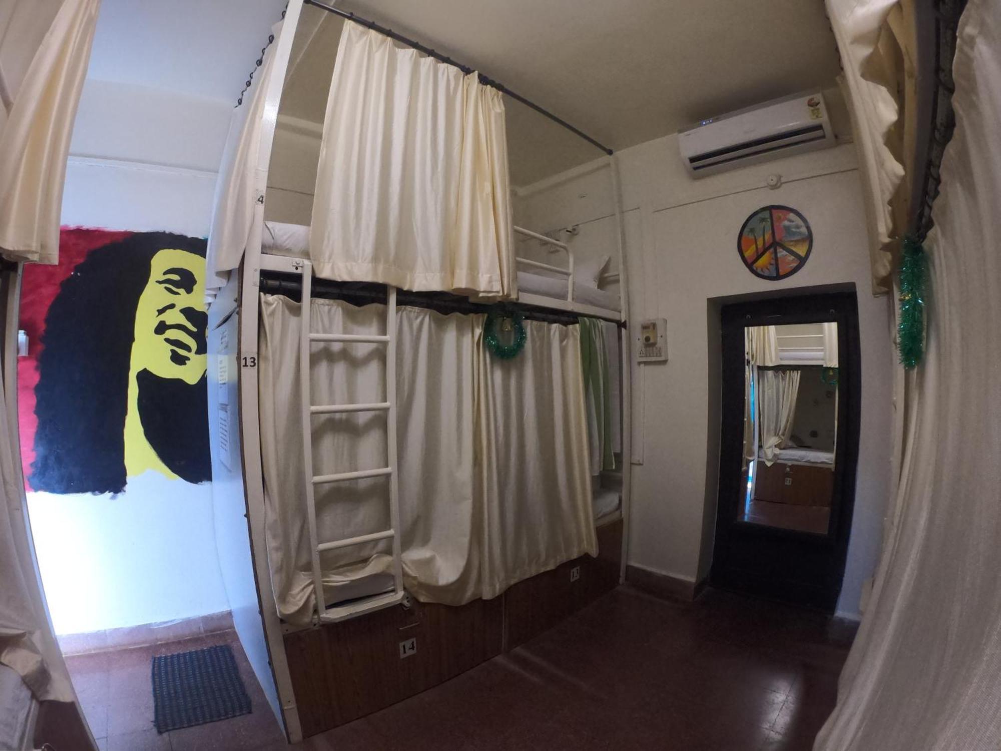 Happy Panda Hostel Arambol Goa Екстер'єр фото